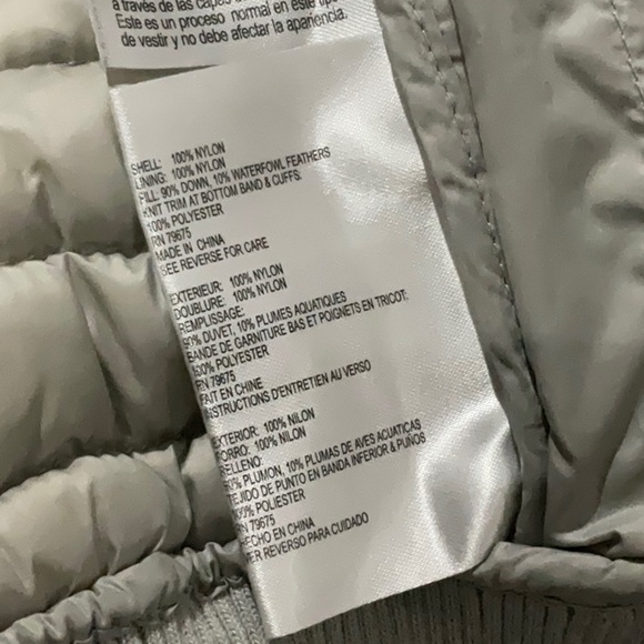 MICHAEL Michael Kors Gray Quilted Puffer Down Jacket with Stand-Up Collar - Picture 10 of 12